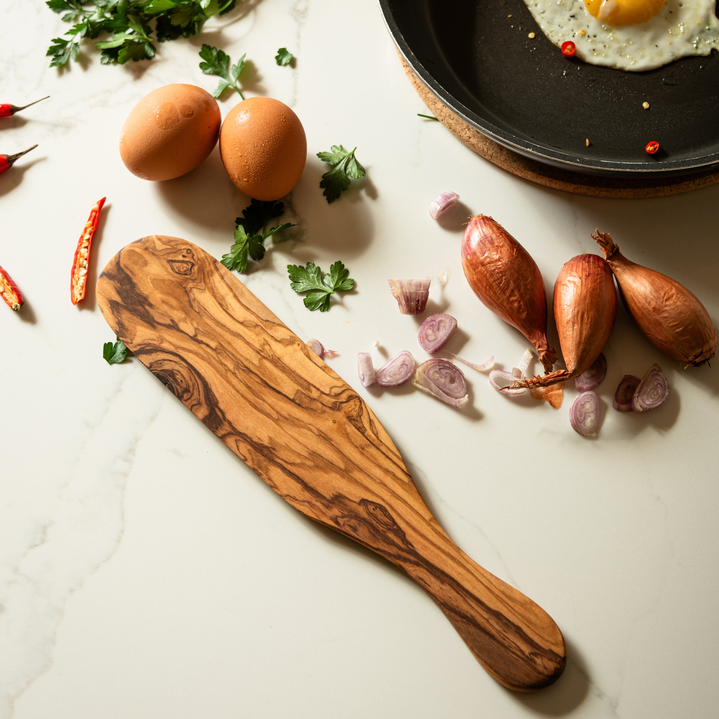 https://portuguesetreasures.com/cdn/shop/files/olive-wood-omelette-spatula-1.jpg?v=1691623305